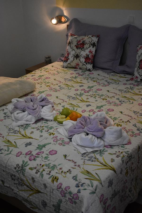 Guesthouse Samolov Vrhovine المظهر الخارجي الصورة