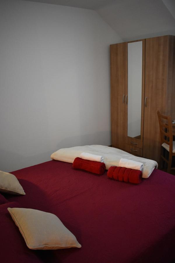 Guesthouse Samolov Vrhovine المظهر الخارجي الصورة