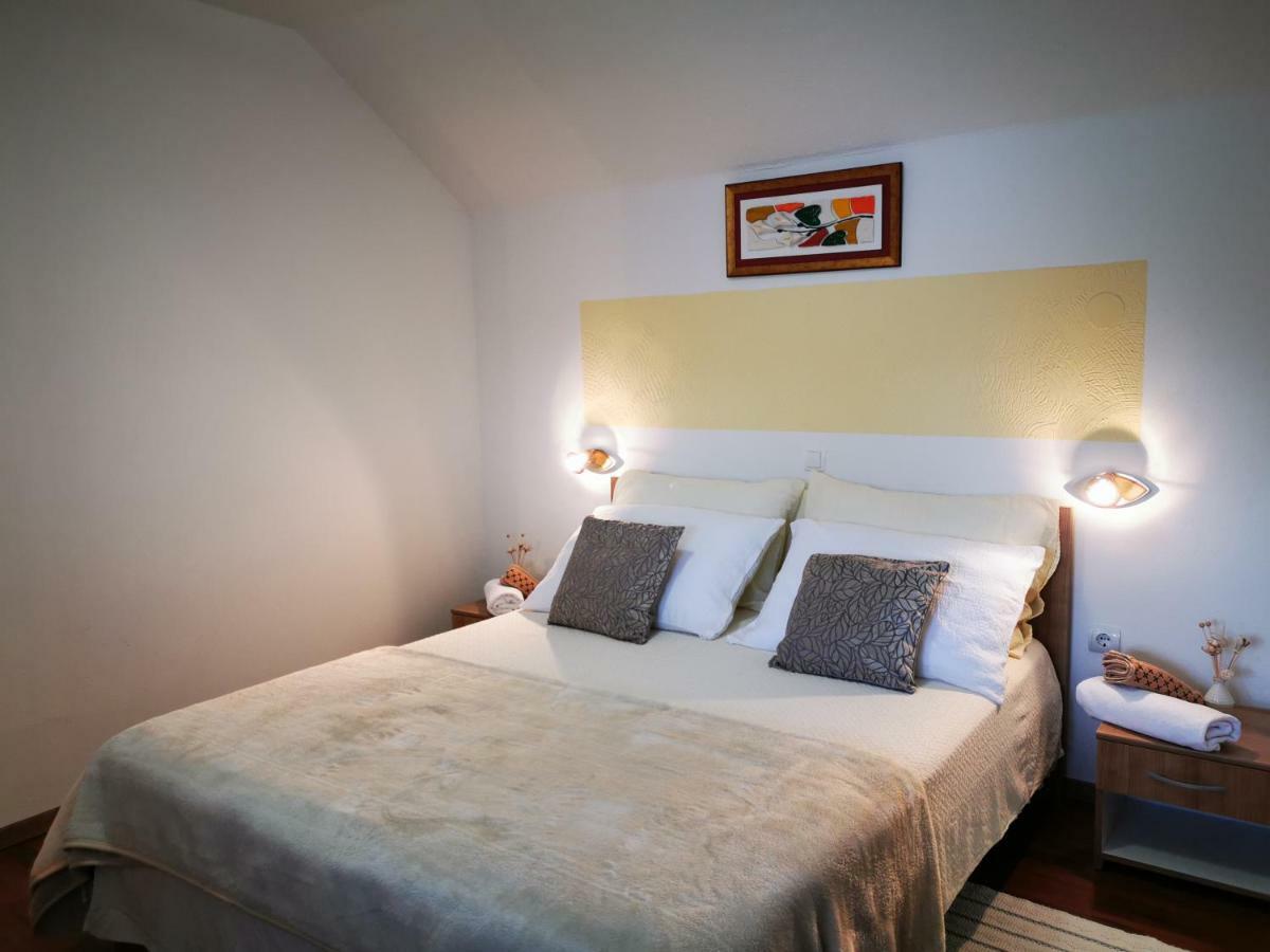 Guesthouse Samolov Vrhovine المظهر الخارجي الصورة